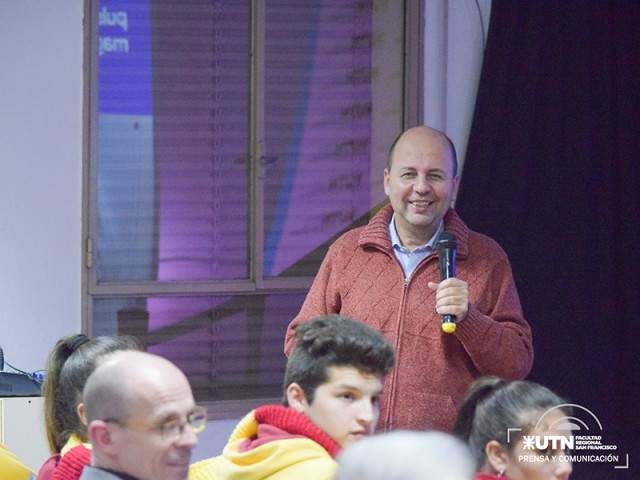 Con dos disertaciones del Dr. Roberto Isoardi, culminó con éxito la Semana de la Ingeniería