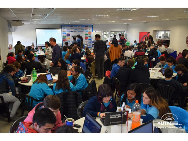 Con una excelente convocatoria se llevó a cabo el Desafío Code Jam 2019