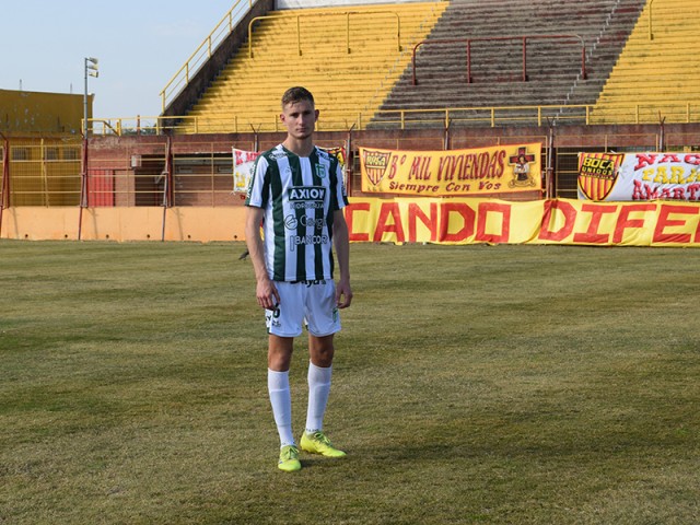 Juega en Sportivo y estudia Administración Rural: la experiencia de Leonardo Felissia