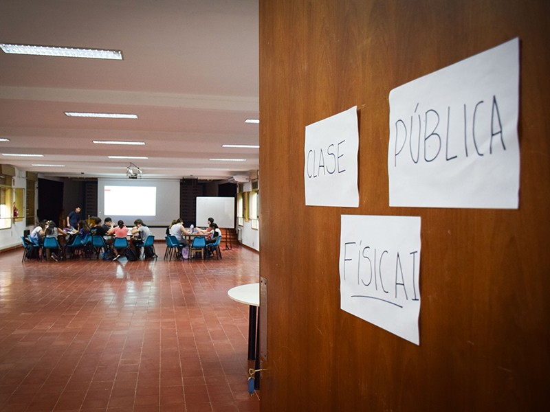 Nueva clase pública en nuestra Facultad para visibilizar el reclamo por el presupuesto universitario