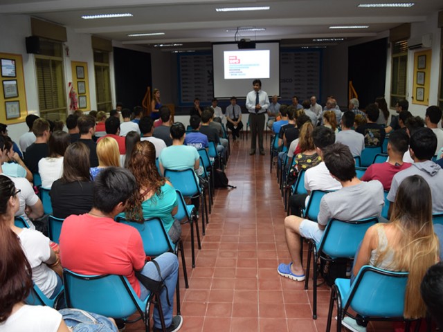 Nuestra Facultad recibió a los nuevos ingresantes