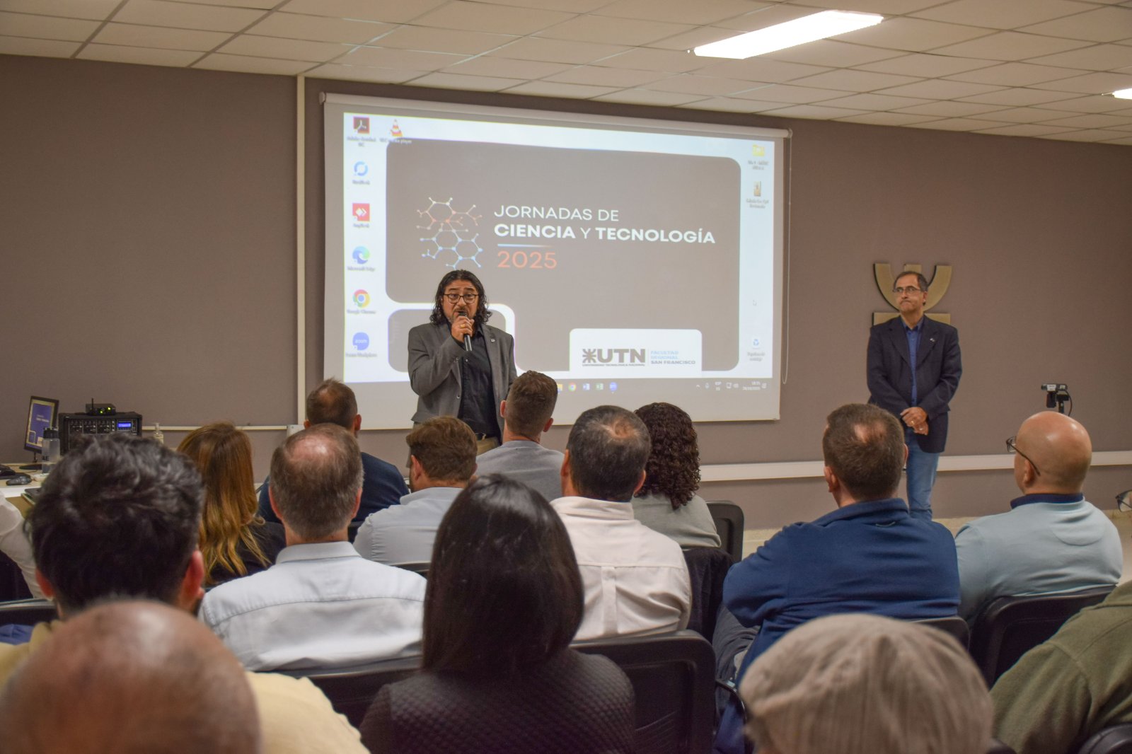 Cerraron las Jornadas de Ciencia y Tecnología 2025 con disertaciones internacionales y casos de innovación regional