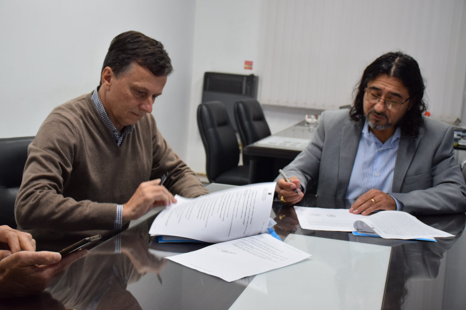 UTN San Francisco y el CES impulsan capacitaciones en datos e inteligencia artificial para Pymes